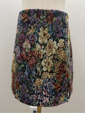 SHEIN Floral Tapestry Mini Skirt Women’s Size S Multicolor Vintage Style